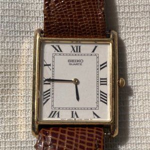 Woman's Seiko Leather Strap Watch